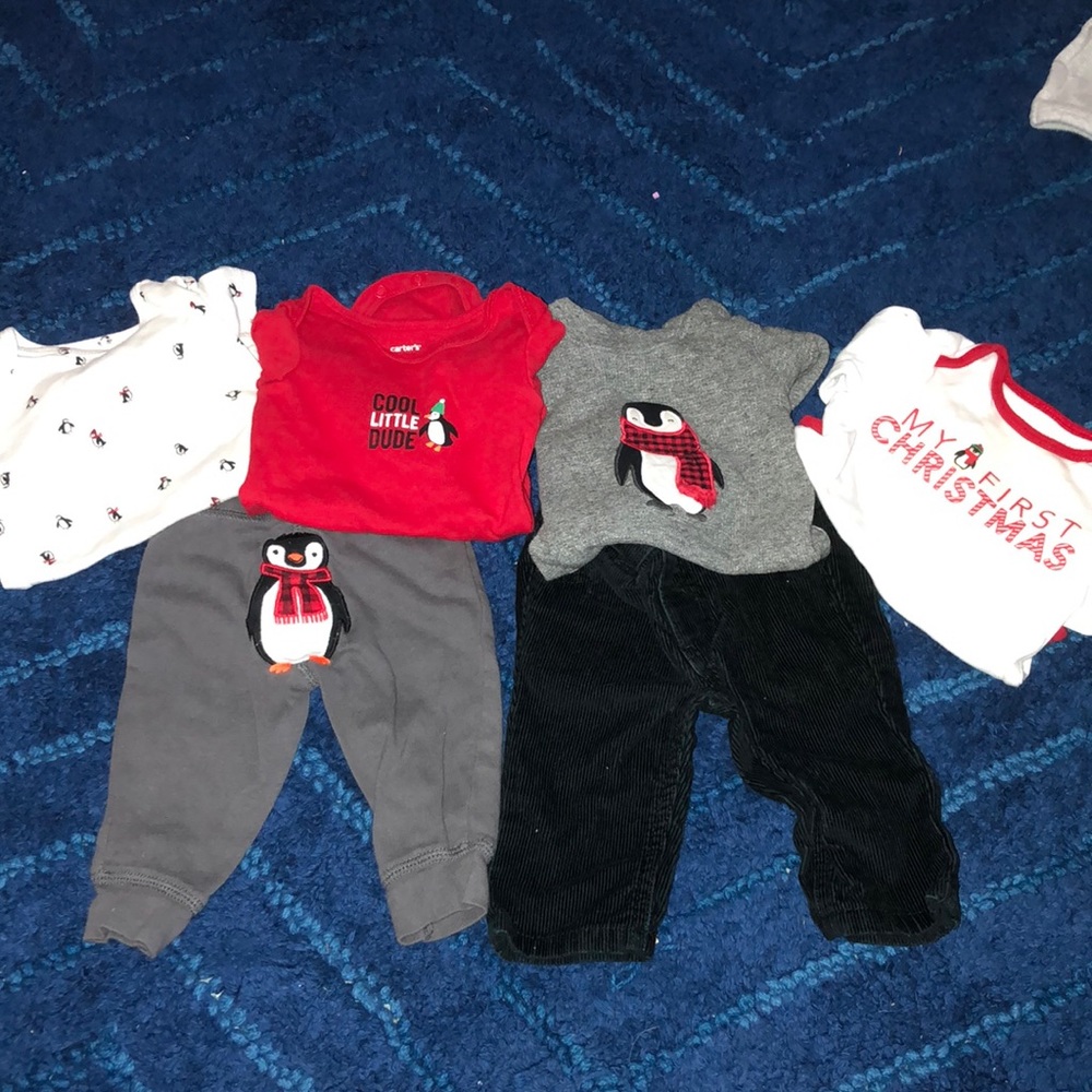 Carter’s penguin set